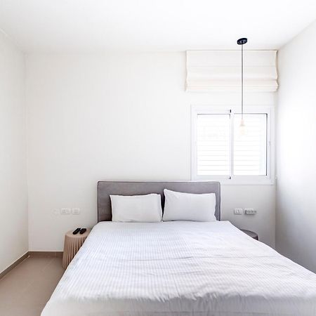 Ella Sr By Tlv2Rent Aparthotel Tel Aviv Exteriör bild